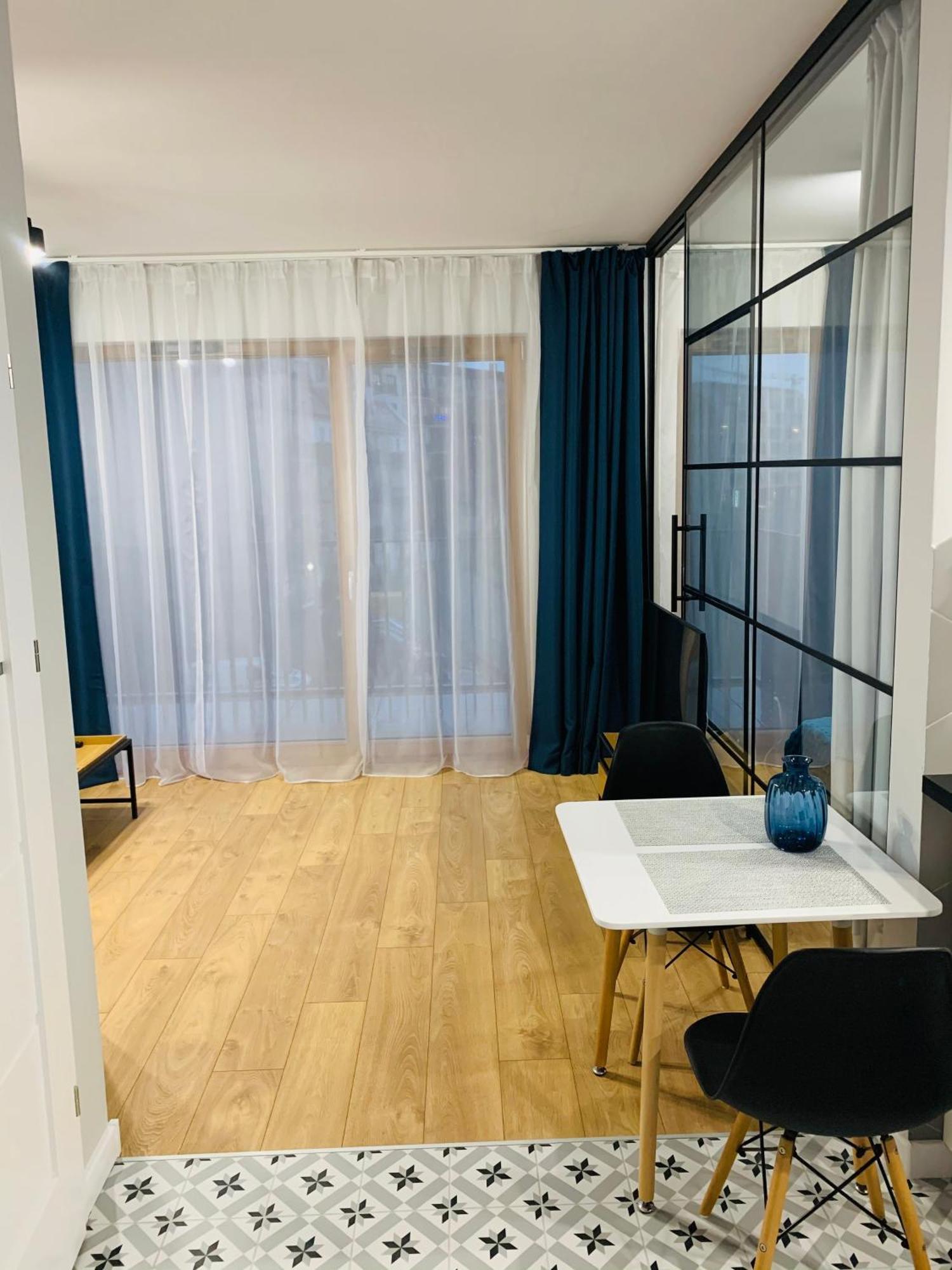Luksusowy Apartament Z Parkingiem I Klimatyzacja W Samym Centrum Wroclawia Eksteriør billede